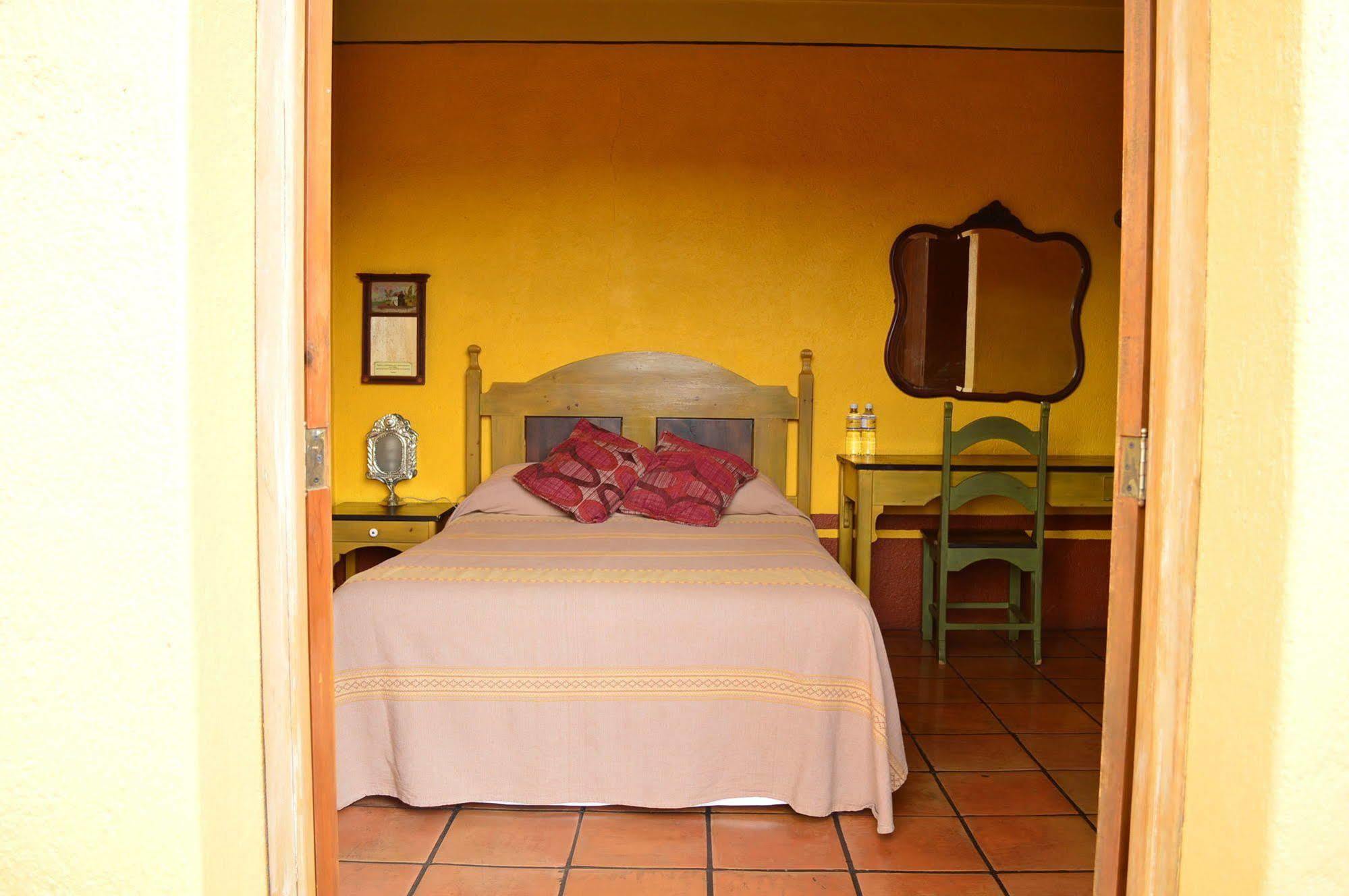 Hotel Azucenas Oaxaca Extérieur photo